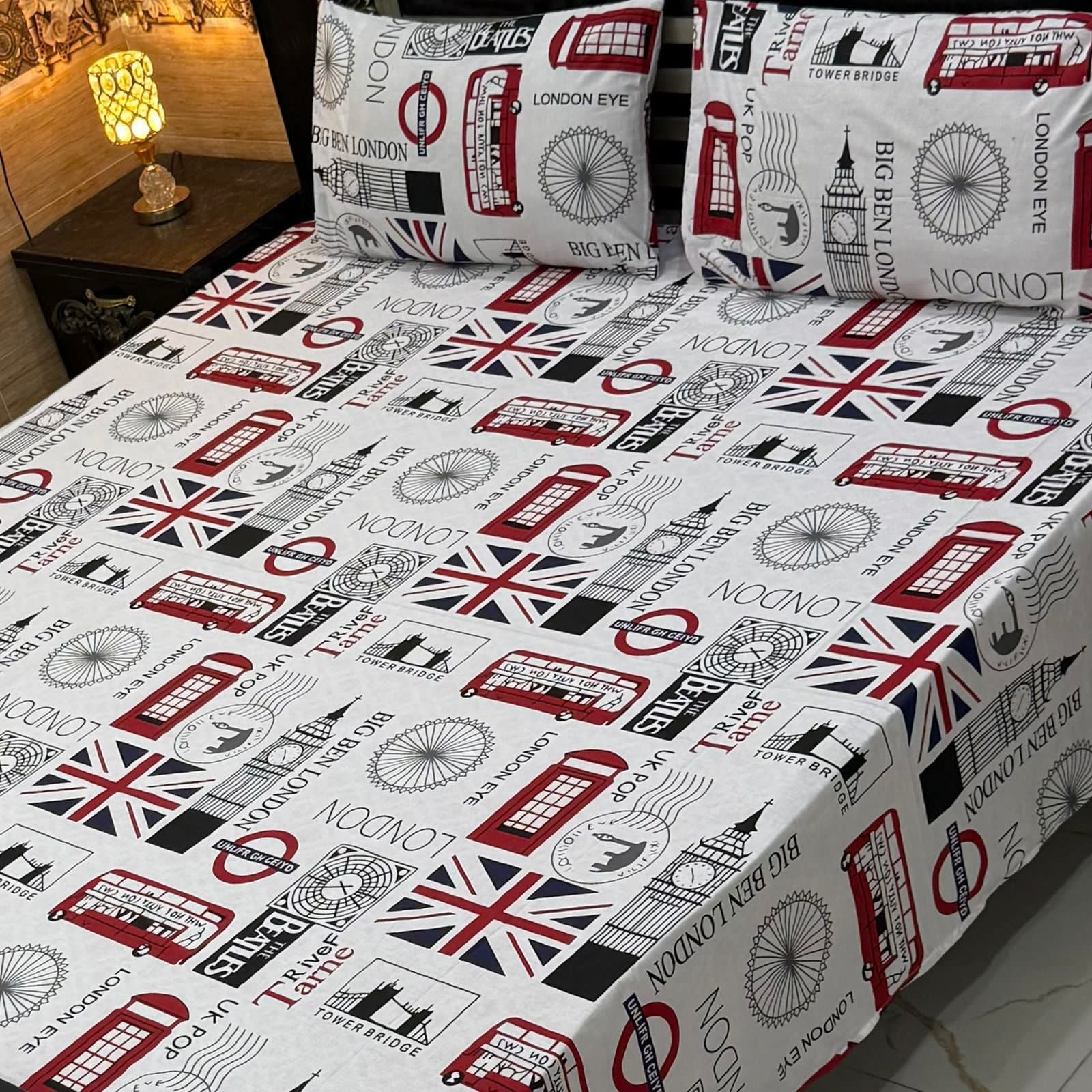 London Theme Cotton King Size Bedsheet Set  Soft & Comfortable Printed Bed Sheet